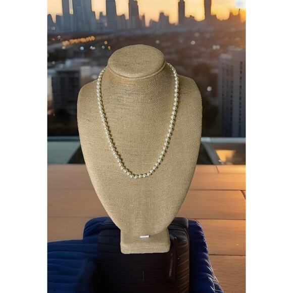 Lovely Imitation Pear Necklace. Measures 24” - Picture 1 of 2